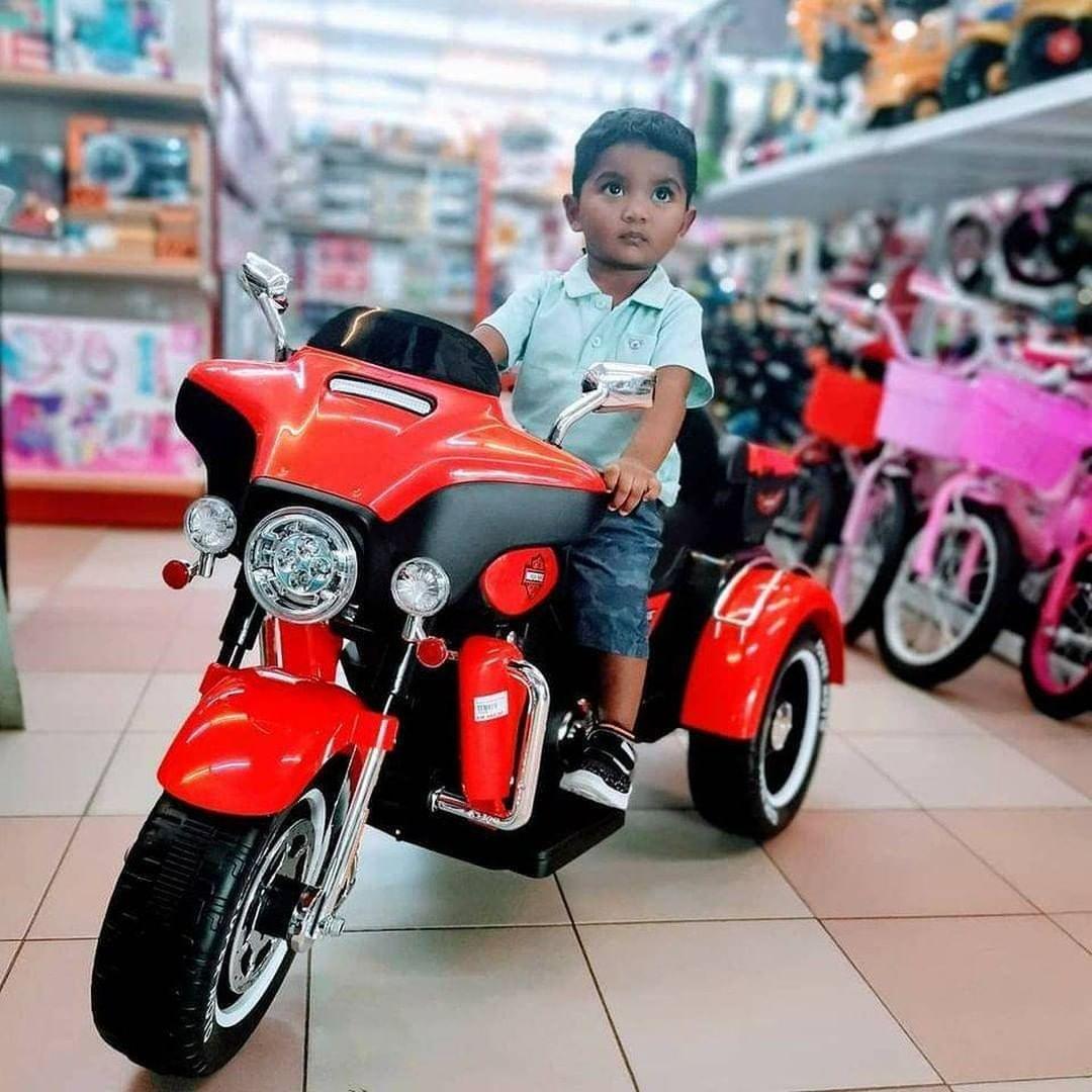 Boys shop ki bike